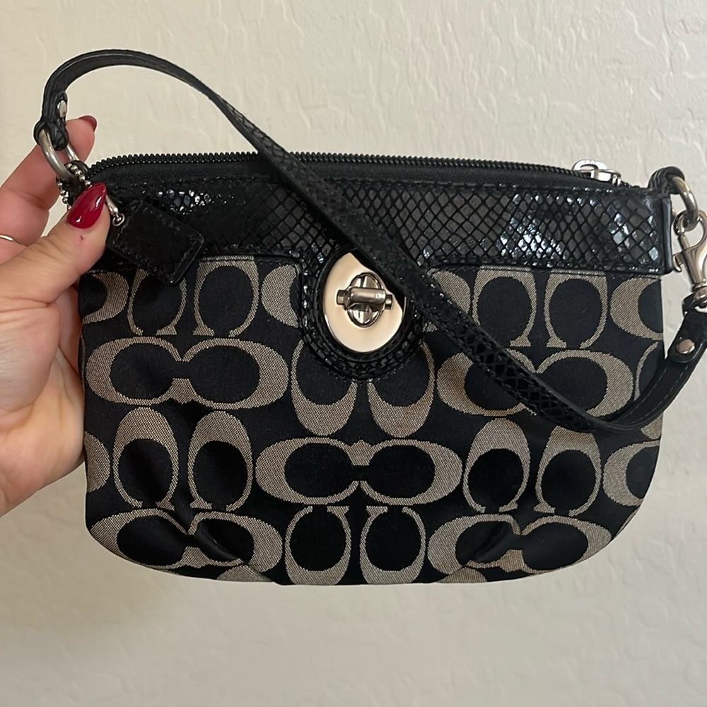 Mini Coach wristlet bag